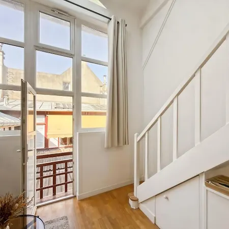 Duplex Pres Du Jardin Du Luxembourg